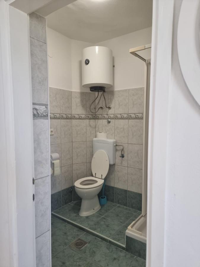 Apartmani Alen Dinjiska ภายนอก รูปภาพ