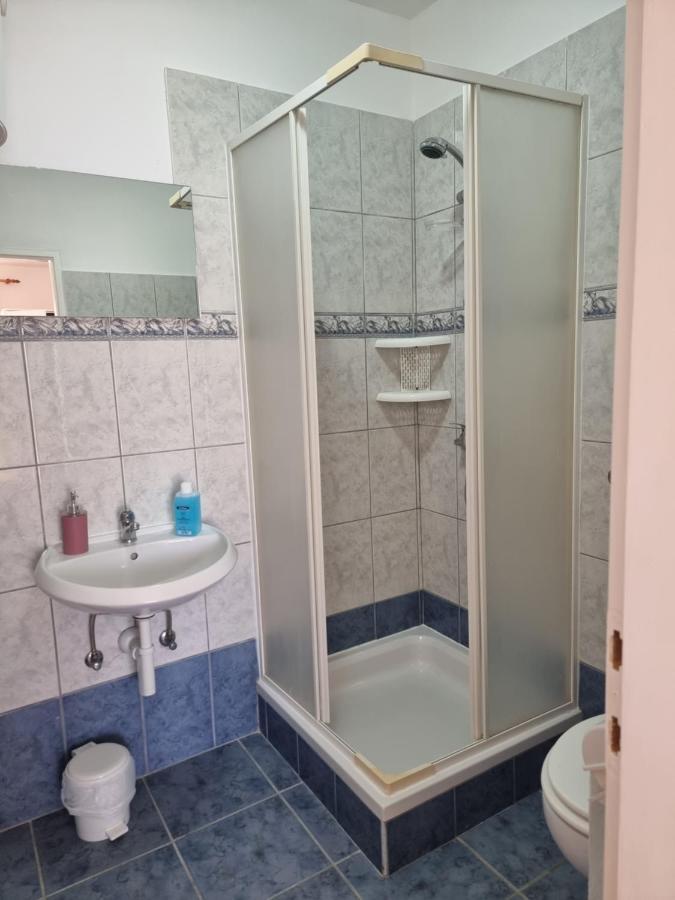Apartmani Alen Dinjiska ภายนอก รูปภาพ