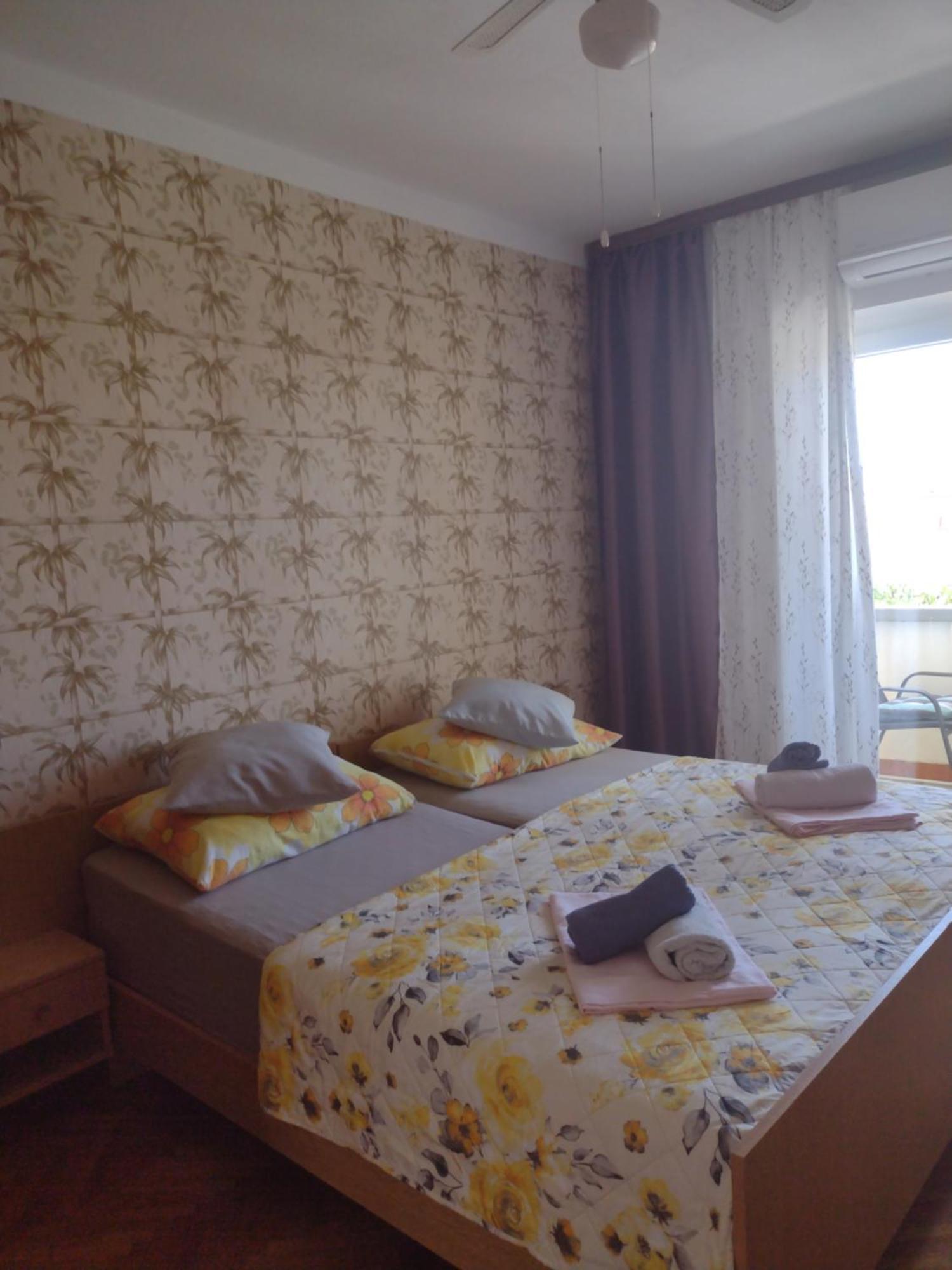Apartmani Alen Dinjiska ภายนอก รูปภาพ